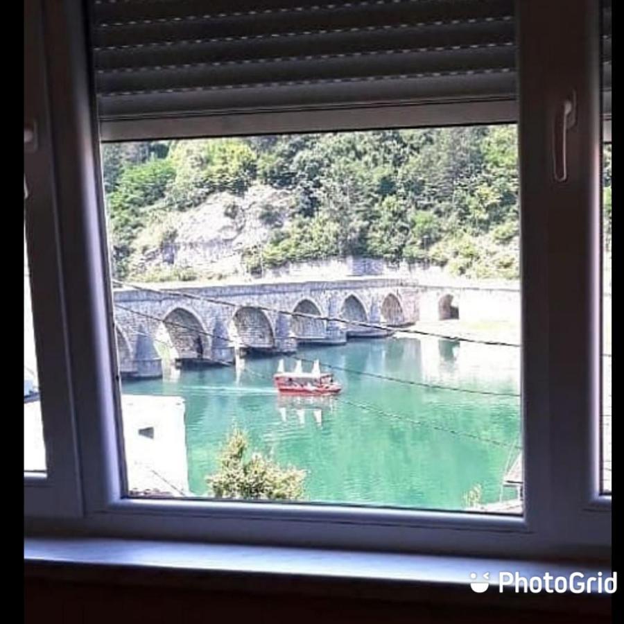 Apartman Trg Višegrad エクステリア 写真