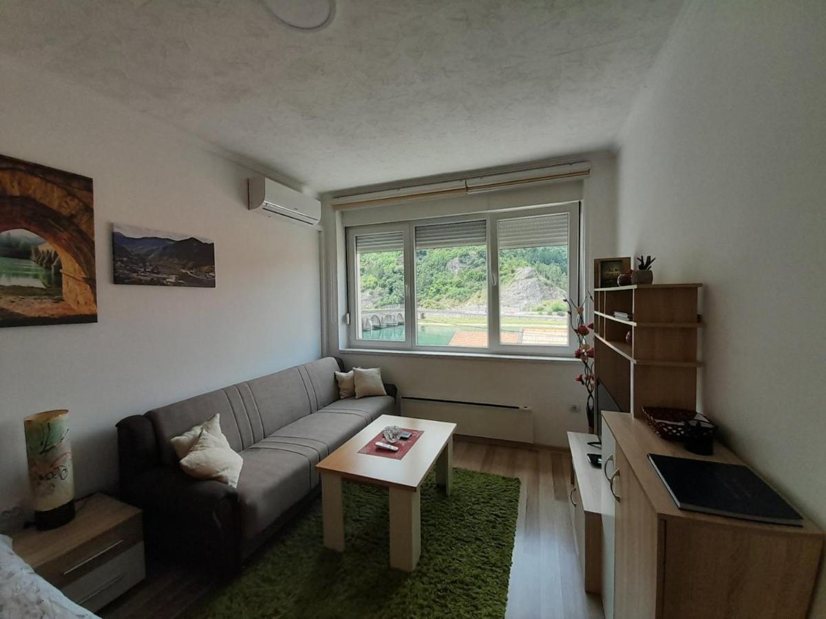 Apartman Trg Višegrad エクステリア 写真