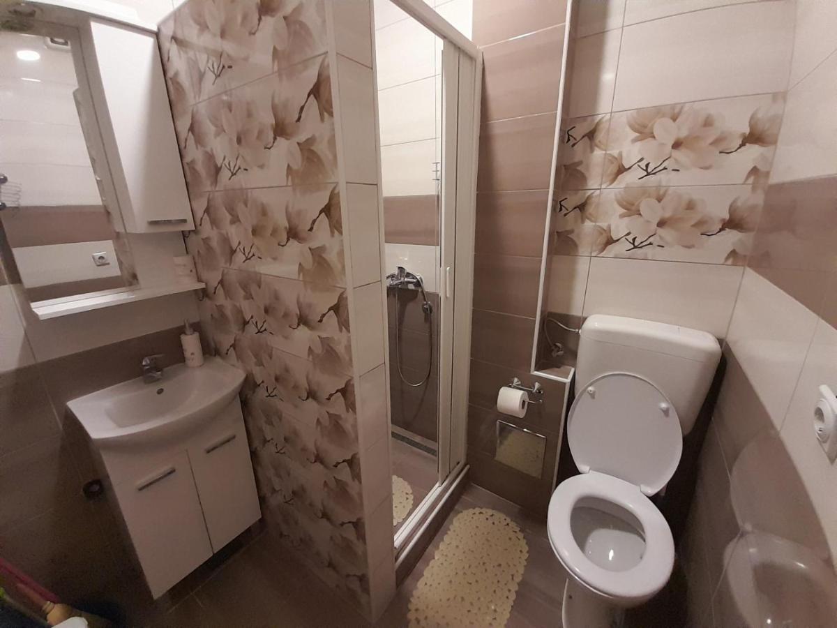 Apartman Trg Višegrad エクステリア 写真