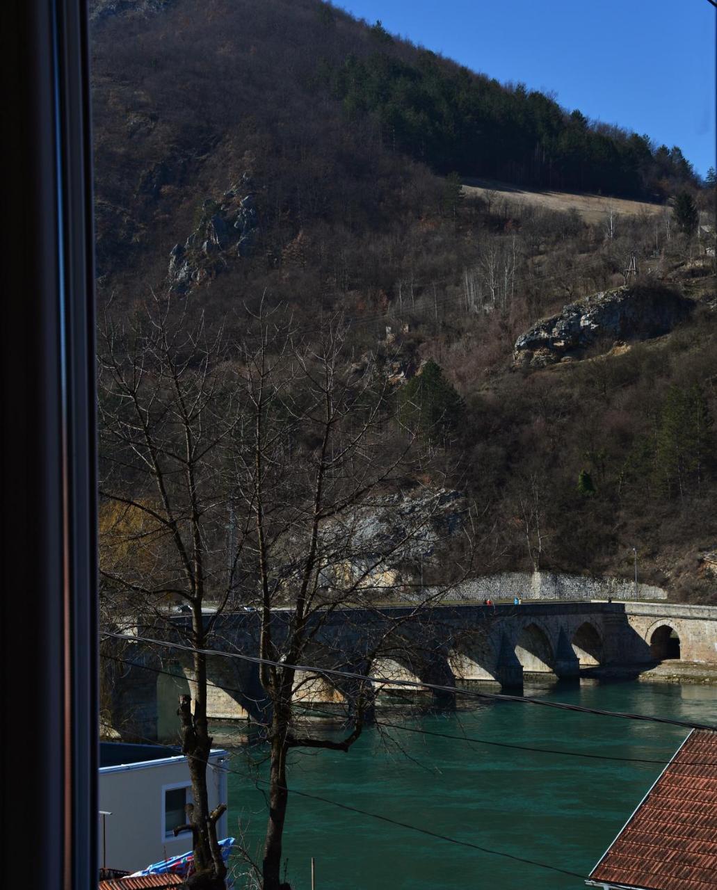 Apartman Trg Višegrad エクステリア 写真