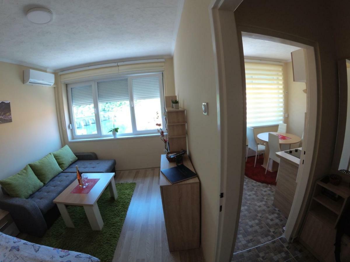 Apartman Trg Višegrad エクステリア 写真