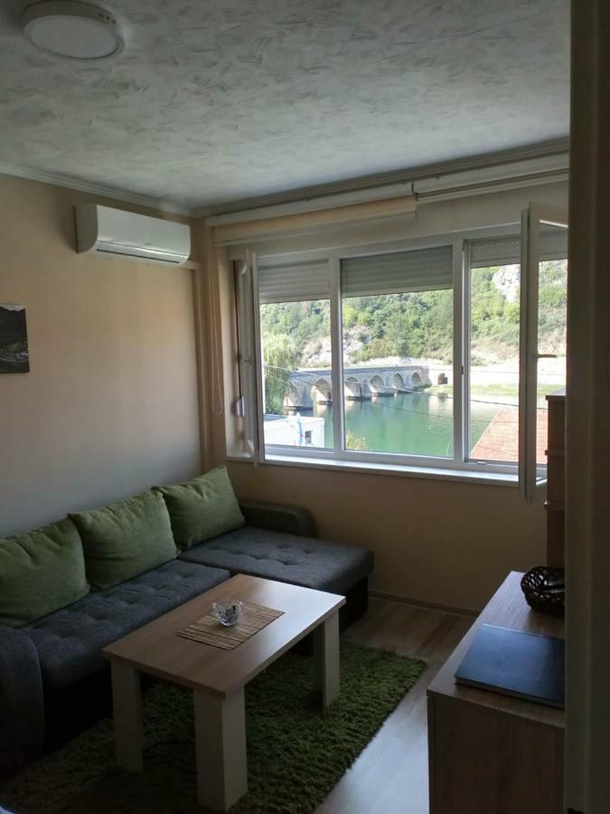 Apartman Trg Višegrad エクステリア 写真